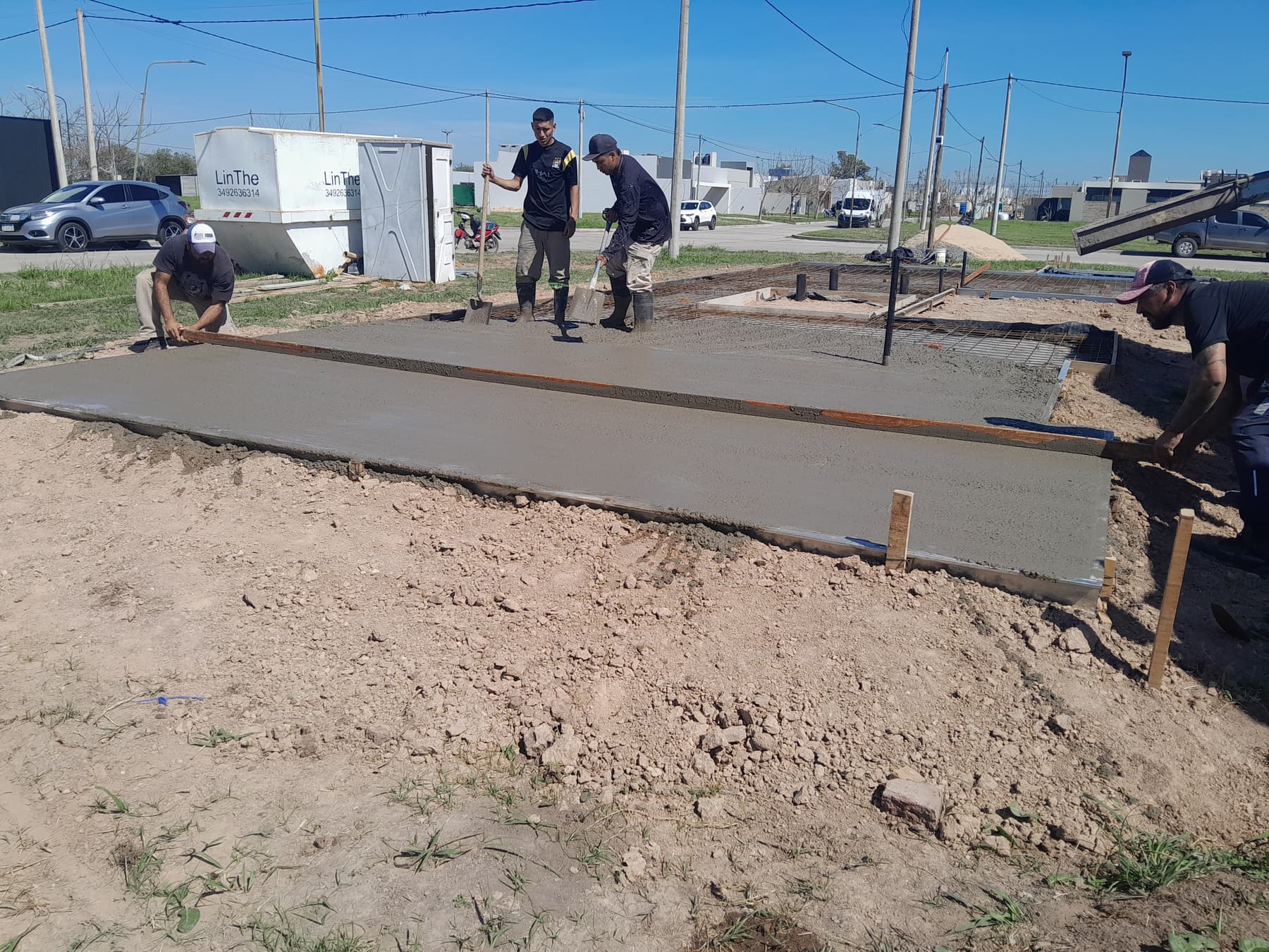 Fundación de la vivienda en etapa de hormigonado